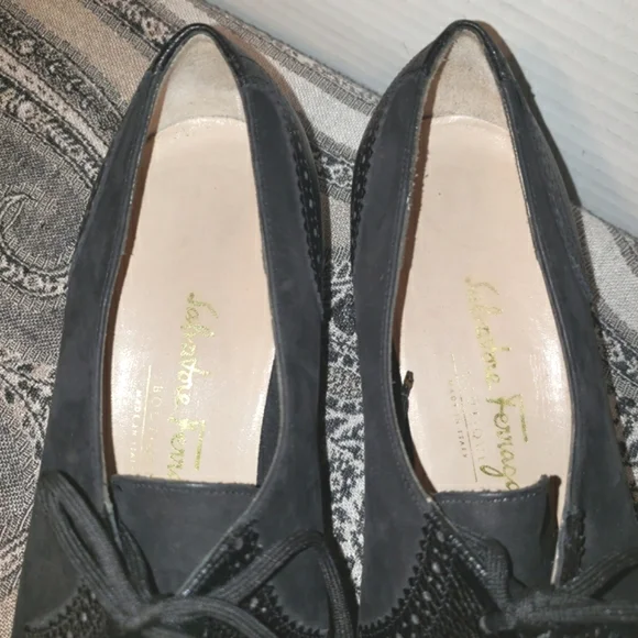 Salvatore Ferragamo Black Women's Lace-up Brogue Oxfords Size 8.5B - Picture 10 of 15